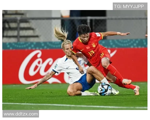 荷兰女足对阵英格兰女足比赛结果分析与精彩回顾